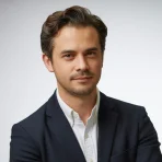 Elliot Cross
